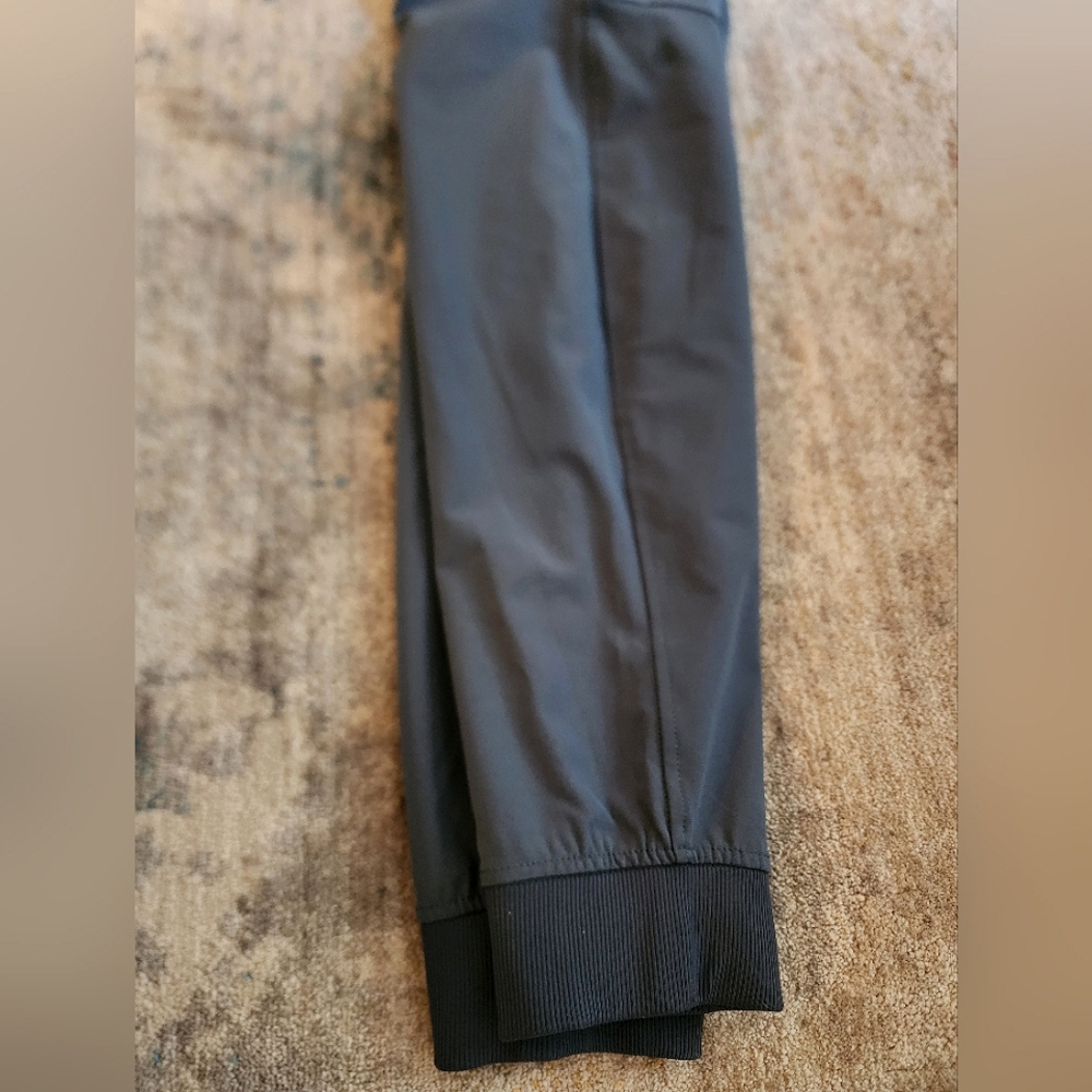 Lululemon ABC Jogger Pant Tall - NWT - Picture 14 of 15